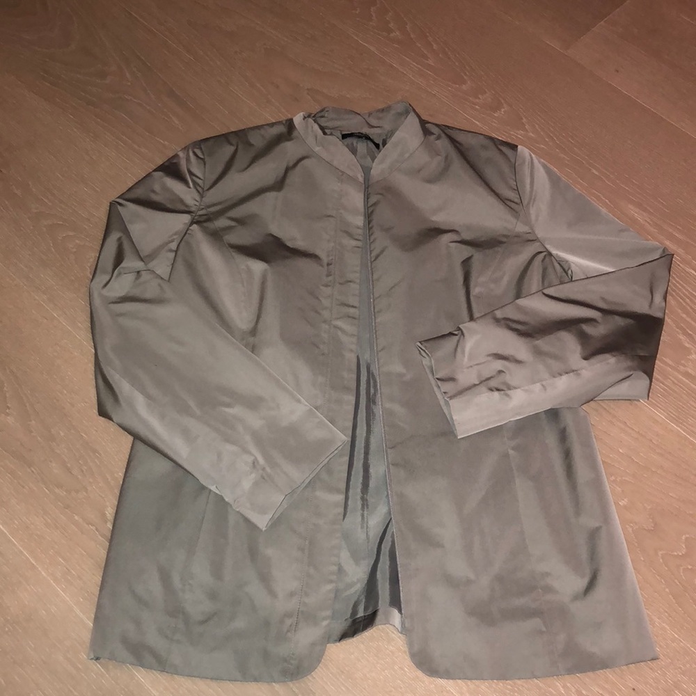 Sporty and light Phillipe Adec zip up